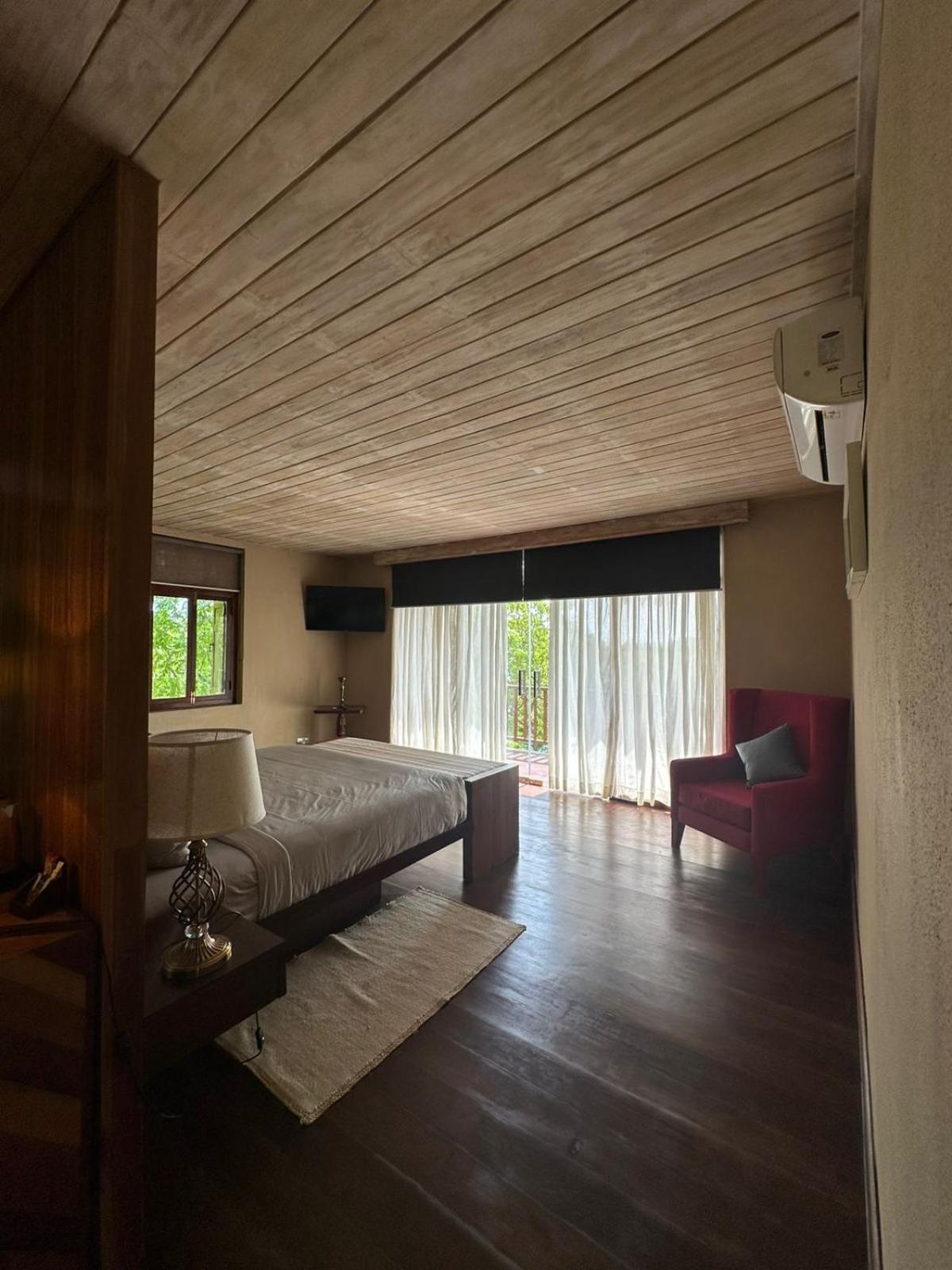 Nikara Luxury Beach House Тиссамахарама Экстерьер фото